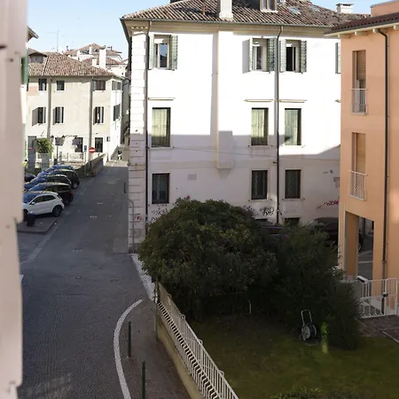 Castelmenardo39 Gæstehus 4*